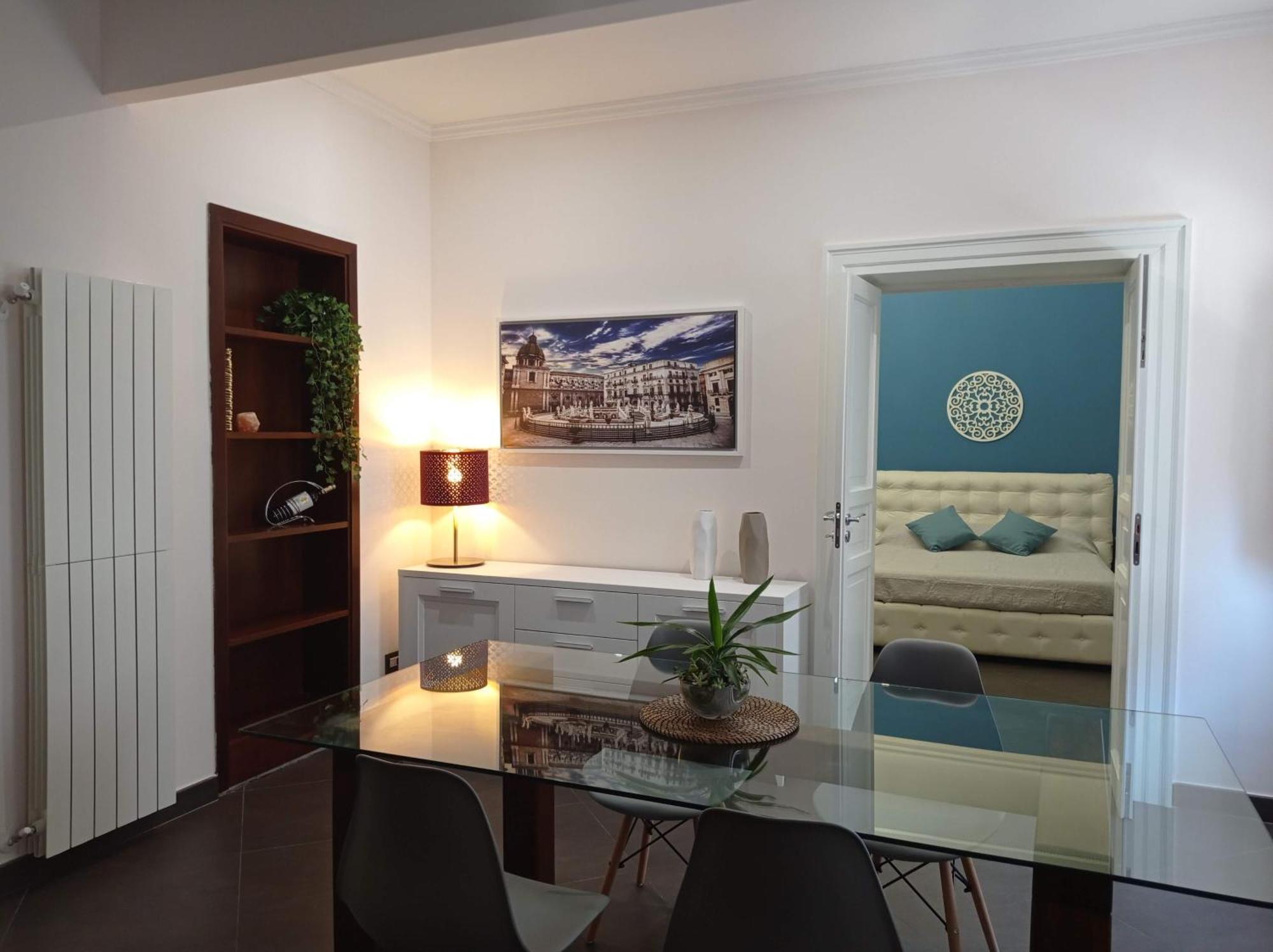 Essenze Di Sicilia Appartamento Cavour In Centro Palermo Luaran gambar